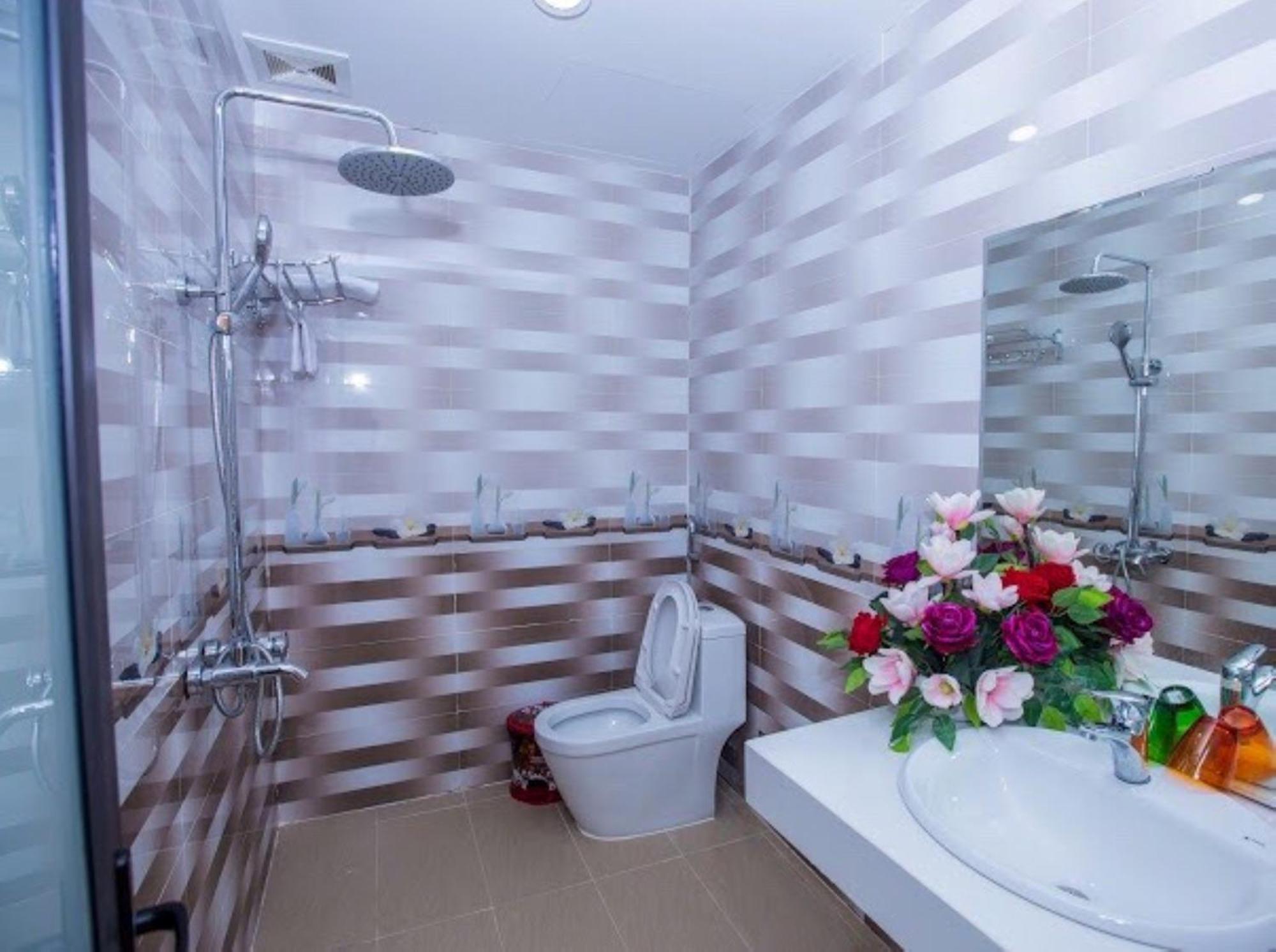 Hoang Gia Hotel Son La Екстериор снимка